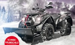 Unser Patrick beim Schneeräumen mit der Kymco MXU